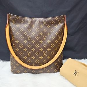 🔥 Beautiful Condition 🔥  Authentic Louis Vuitton Looping GM